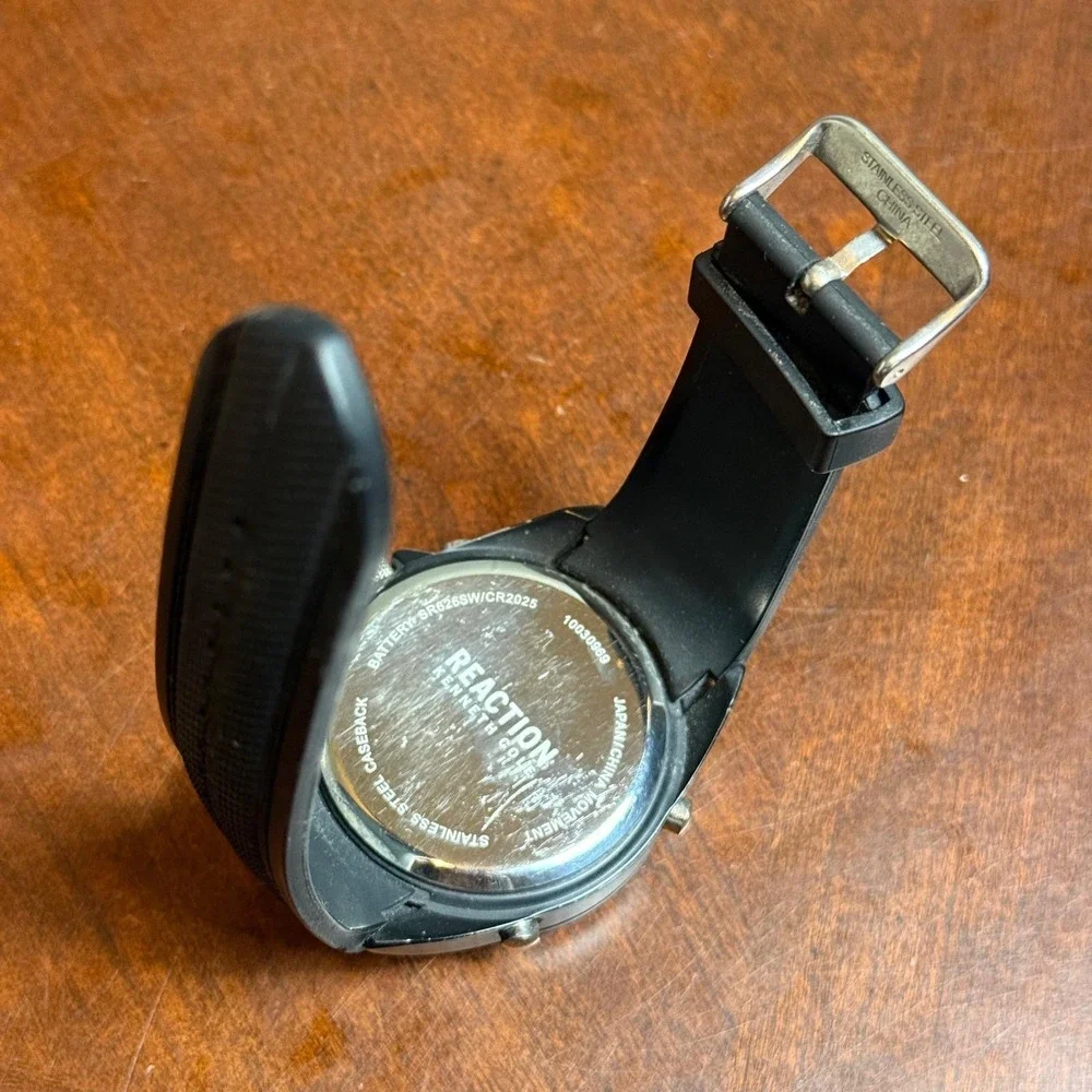 Kenneth Cole Reaction Mens Analog Digital Hybrid Watch Black Silicone Strap